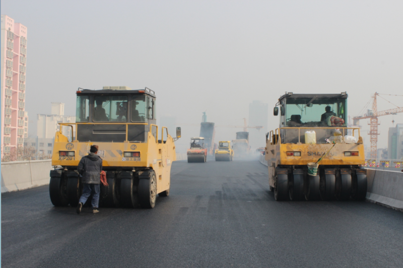 �]��·���ٻ����̣�һ�R·�c�S�֣�